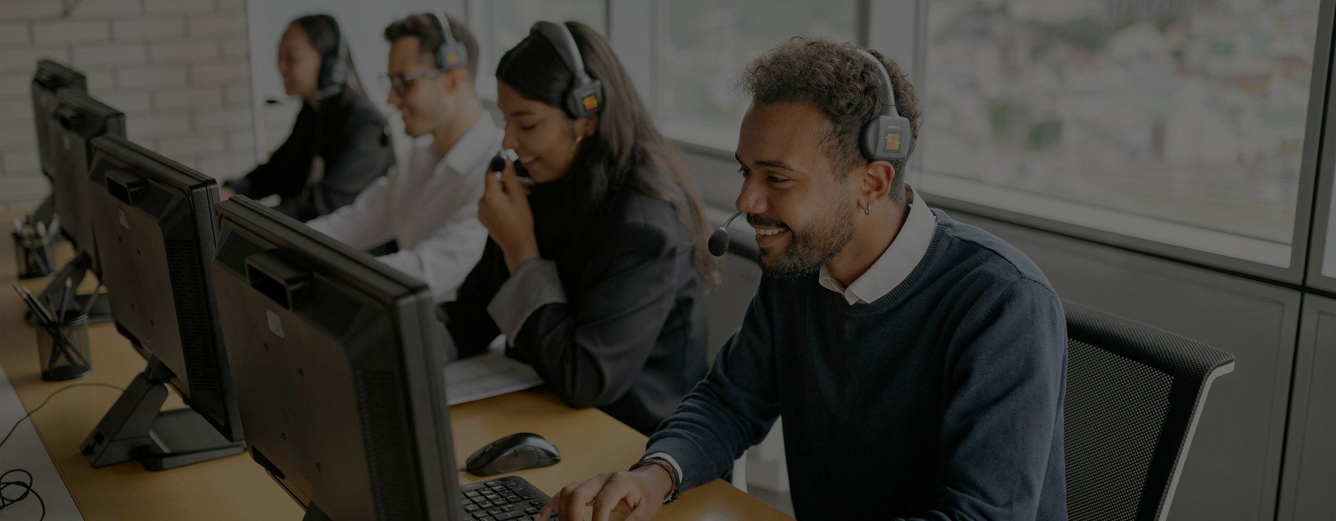 Call center de apoio técnico especializado em peças auto